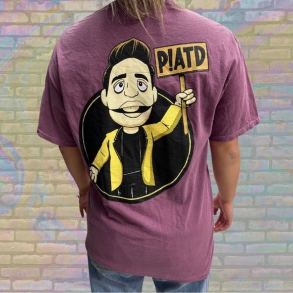 Panic At The Disco Pray for the Wicked Concert Merchandise T-shirt - Picture 1 of 4